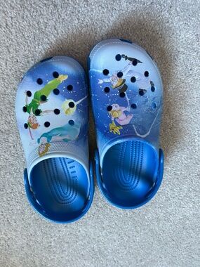 Peter Pan crocs